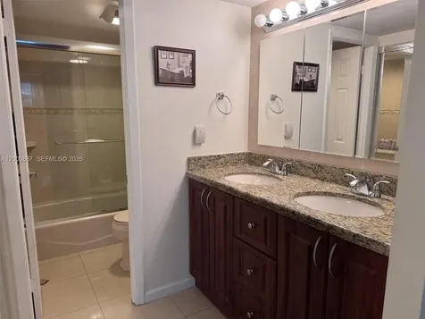 10850 N Kendall Drive Miami FL 33176