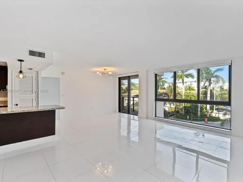 9800 W Bay Harbor Drive Bay Harbor Islands FL 33154