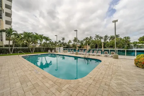 9800 W Bay Harbor Drive Bay Harbor Islands FL 33154