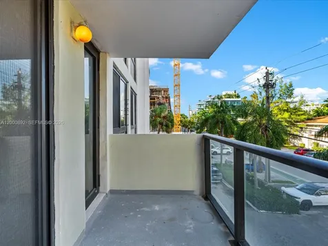 9800 W Bay Harbor Drive Bay Harbor Islands FL 33154