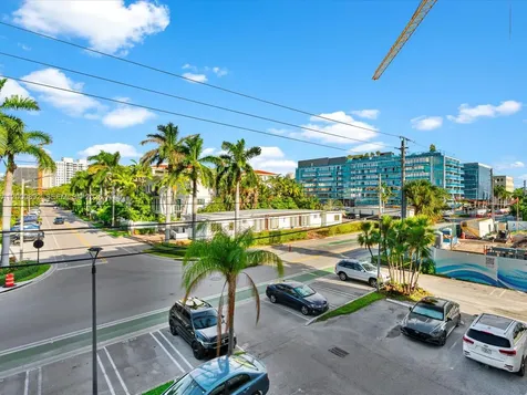 9800 W Bay Harbor Drive Bay Harbor Islands FL 33154