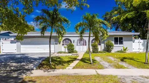 1301 N 74th Terrace Hollywood FL 33024