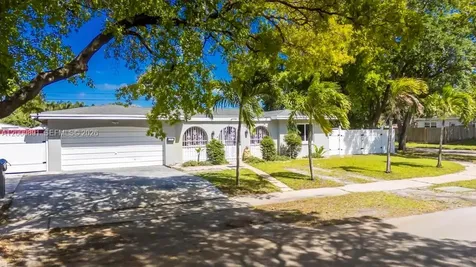 1301 N 74th Terrace Hollywood FL 33024