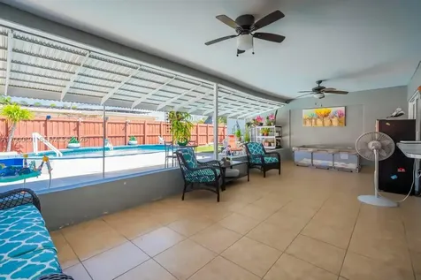 1301 N 74th Terrace Hollywood FL 33024