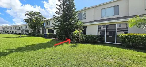 46 Simonton Circle Weston FL 33326