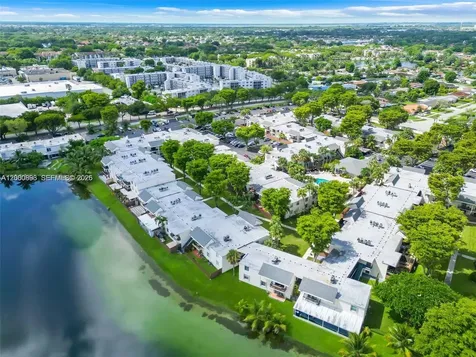 8307 SW 142nd Avenue Miami FL 33183