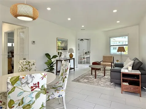 18750 NE 18th Avenue Miami FL 33179