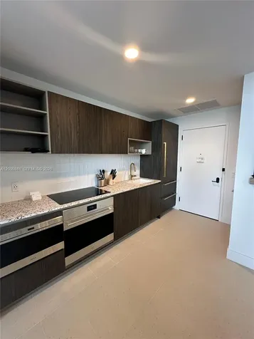159 NE 6th Street Miami FL 33132