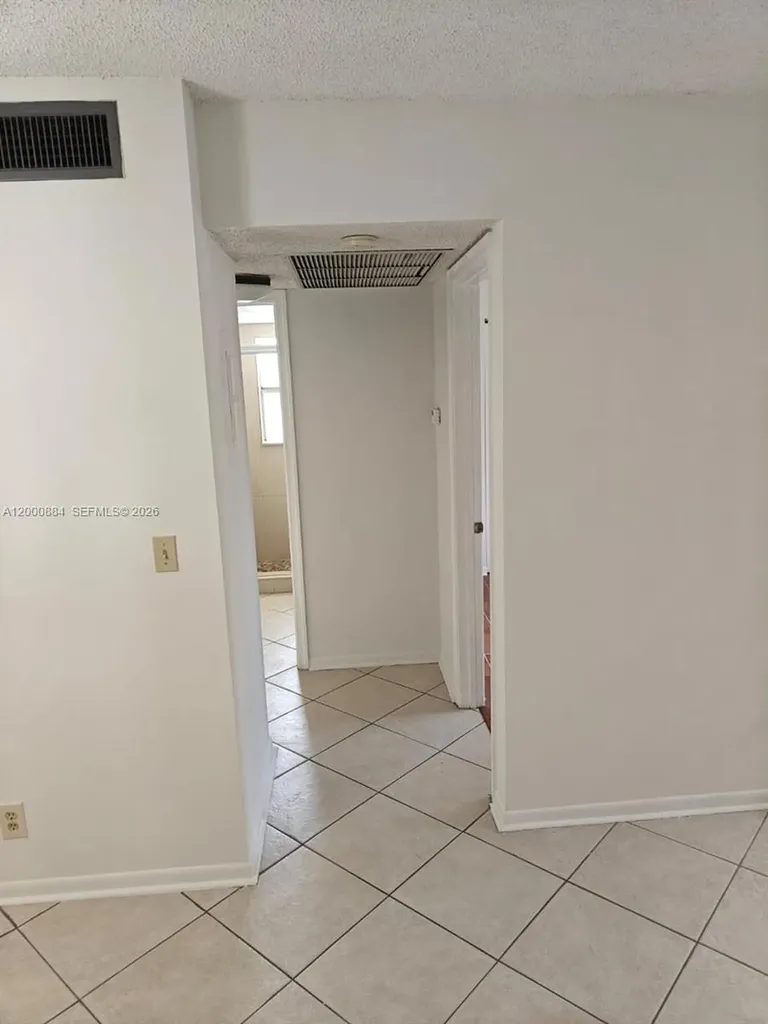 10228 Twin Lakes Drive Coral Springs FL 33071