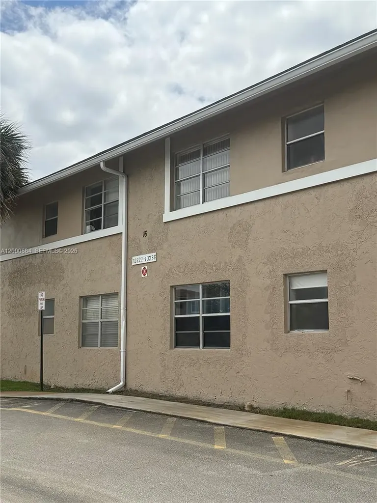 10228 Twin Lakes Drive Coral Springs FL 33071