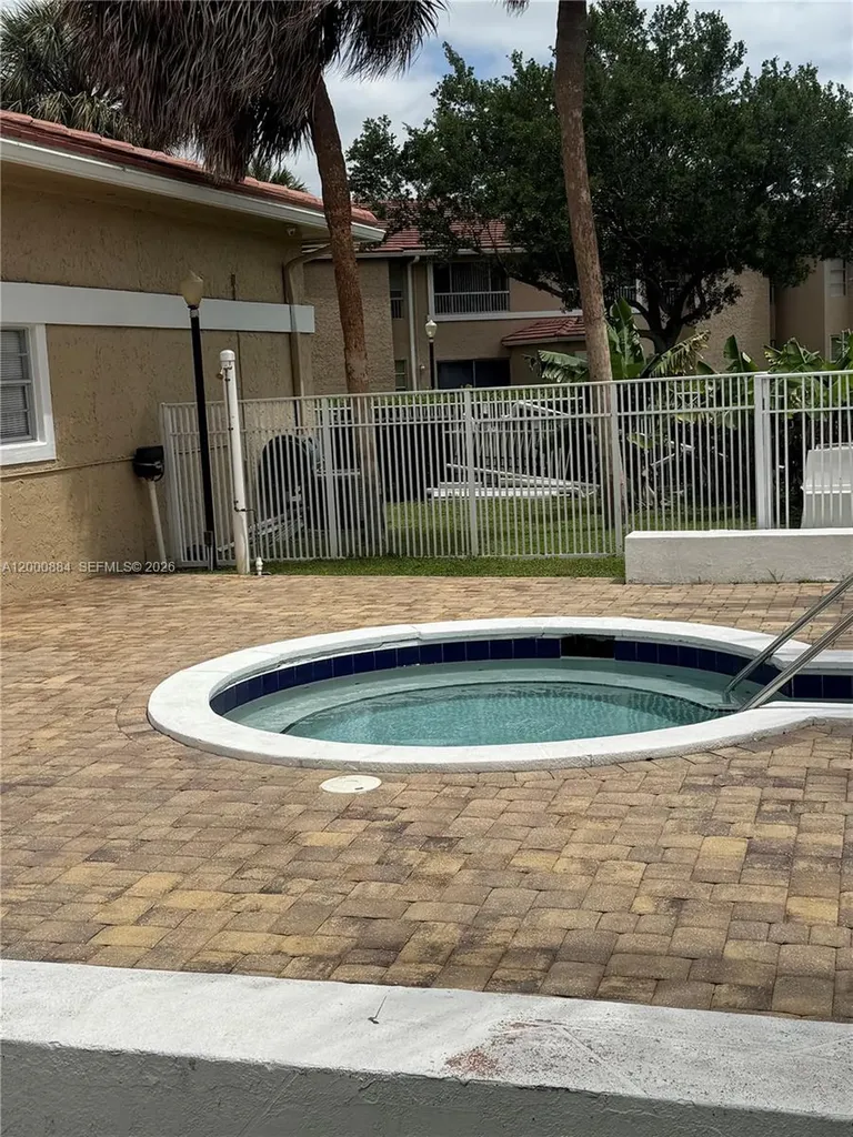 10228 Twin Lakes Drive Coral Springs FL 33071