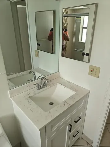 10228 Twin Lakes Drive Coral Springs FL 33071