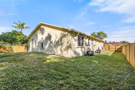 6560 SW 49th Street Davie FL 33314
