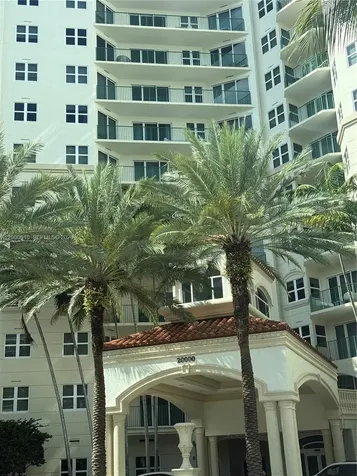 20000 E Country Club Drive Aventura FL 33180
