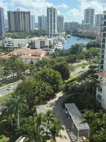 20000 E Country Club Drive Aventura FL 33180