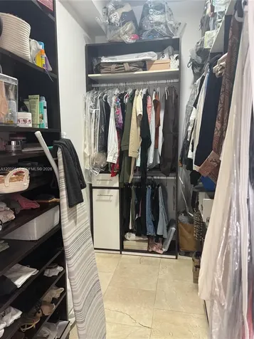 20000 E Country Club Drive Aventura FL 33180