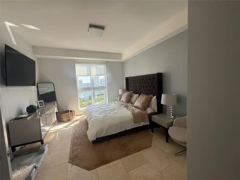 20000 E Country Club Drive Aventura FL 33180
