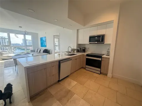 20000 E Country Club Drive Aventura FL 33180