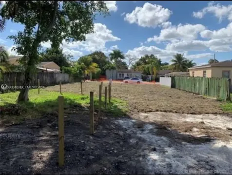 601 SW 44th Court Miami FL 33134