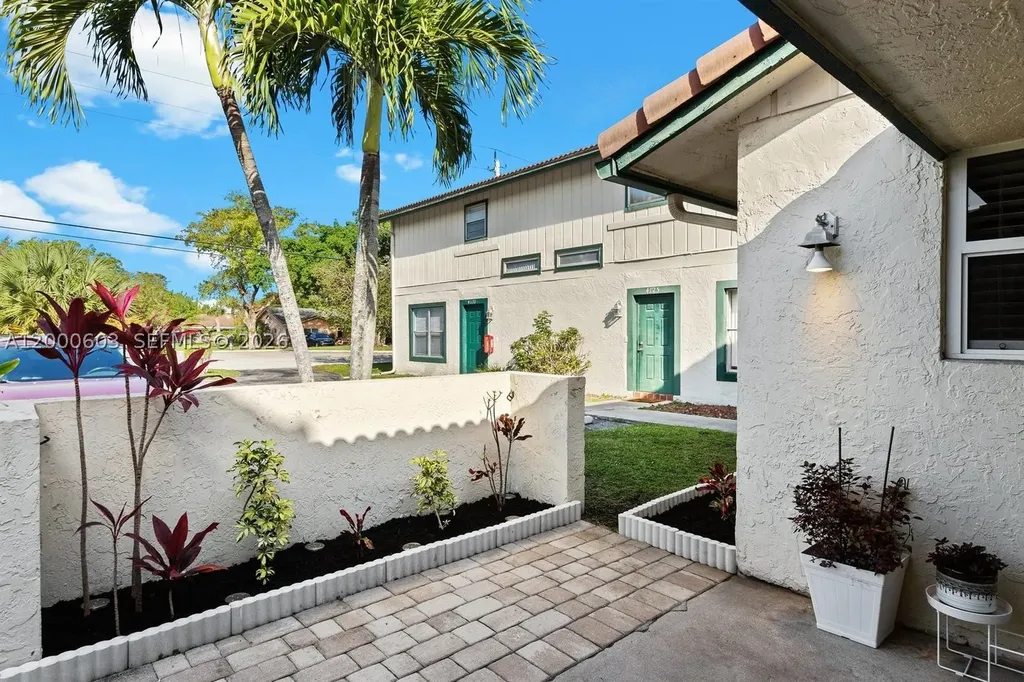 4119 Coral Springs Drive Coral Springs FL 33065