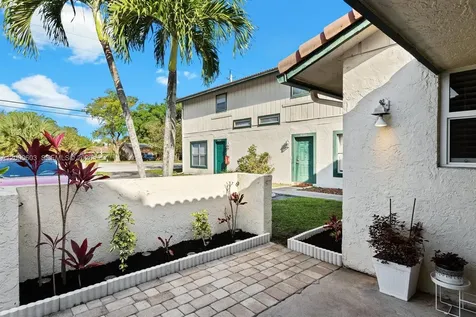 4119 Coral Springs Drive Coral Springs FL 33065