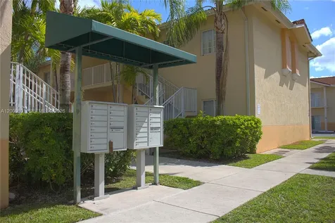 6962 NW 179th Street Hialeah FL 33015