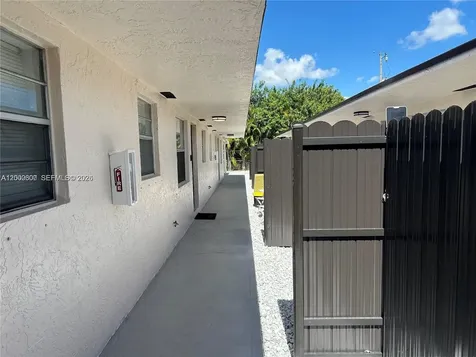 904 SW 10th Street Hallandale Beach FL 33009
