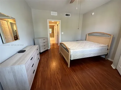 6841 SW 44th Street Miami FL 33155