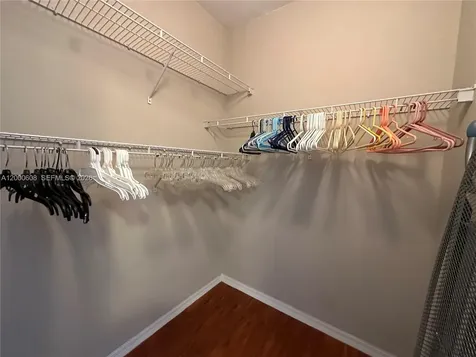6841 SW 44th Street Miami FL 33155