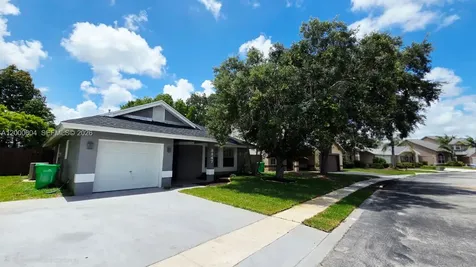 3247 NW 123rd Avenue Sunrise FL 33323