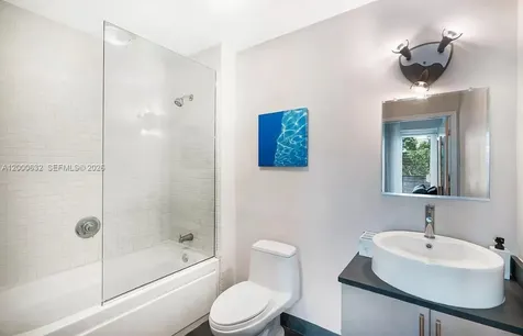 1700 Meridian Avenue Miami Beach FL 33139