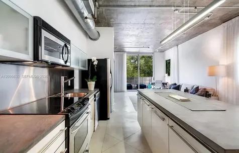1700 Meridian Avenue Miami Beach FL 33139