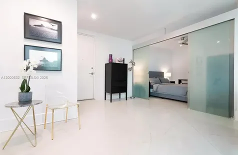 1700 Meridian Avenue Miami Beach FL 33139