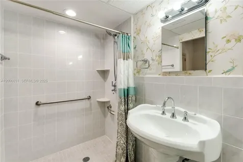 7201 SW 166th Street Palmetto Bay FL 33157