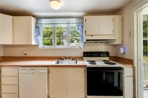 7201 SW 166th Street Palmetto Bay FL 33157