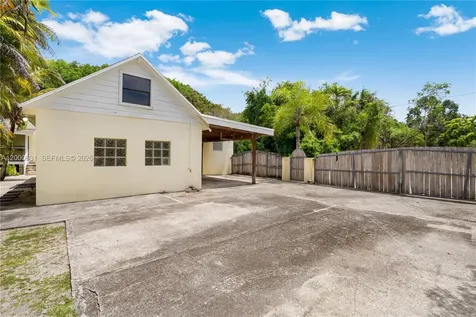 7201 SW 166th Street Palmetto Bay FL 33157