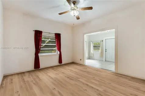 7201 SW 166th Street Palmetto Bay FL 33157