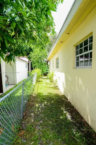 298 NW 104th Street Miami FL 33150