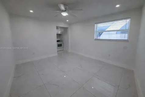 629 SW 10th Street Miami FL 33130