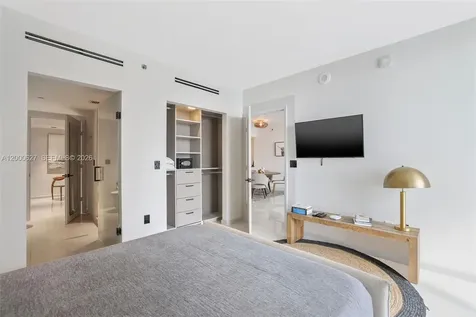 465 Brickell Avenue Miami FL 33131