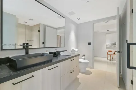 465 Brickell Avenue Miami FL 33131