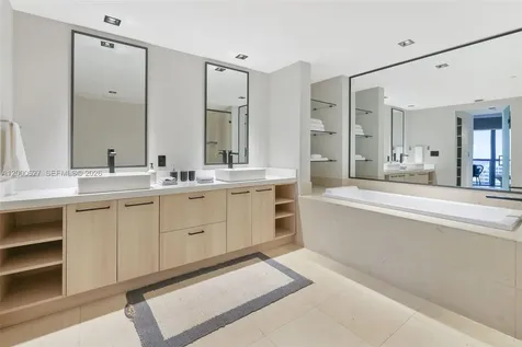 465 Brickell Avenue Miami FL 33131