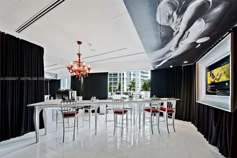 465 Brickell Avenue Miami FL 33131