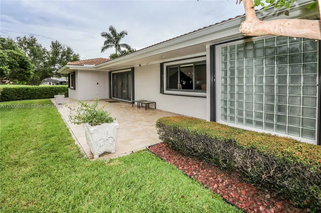3650 N 36th Avenue Hollywood FL 33021