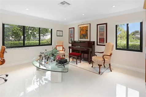3650 N 36th Avenue Hollywood FL 33021