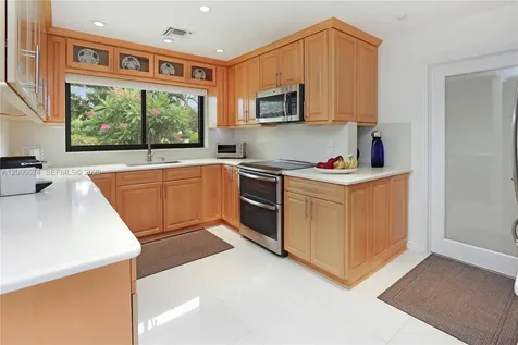 3650 N 36th Avenue Hollywood FL 33021