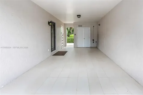 3650 N 36th Avenue Hollywood FL 33021