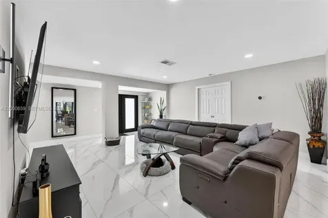 2051 NW 93rd Lane Sunrise FL 33322