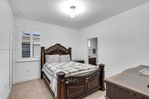 5113 NW 52nd Street Tamarac FL 33319