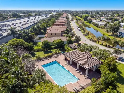 5113 NW 52nd Street Tamarac FL 33319